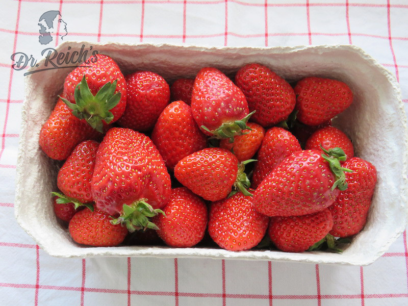 Dr. Reich´s Salat Zutat: frische Erdbeeren