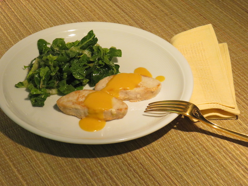 Low FODMAP Sauce mit Pute und Salat